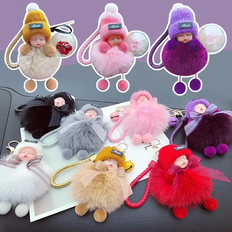 Roztomilá simulační plyšová šilhavá panenka